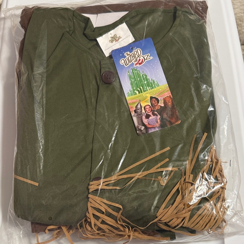 NWT Wizard of Oz Scarecrow Costume - Men’s Sz Large